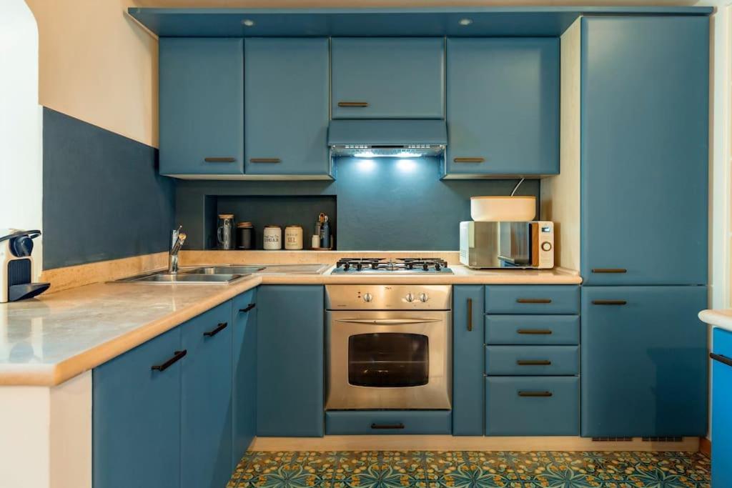 Apartment Monti - Stunning Loft In The Heart Of Rome's Monti Rom