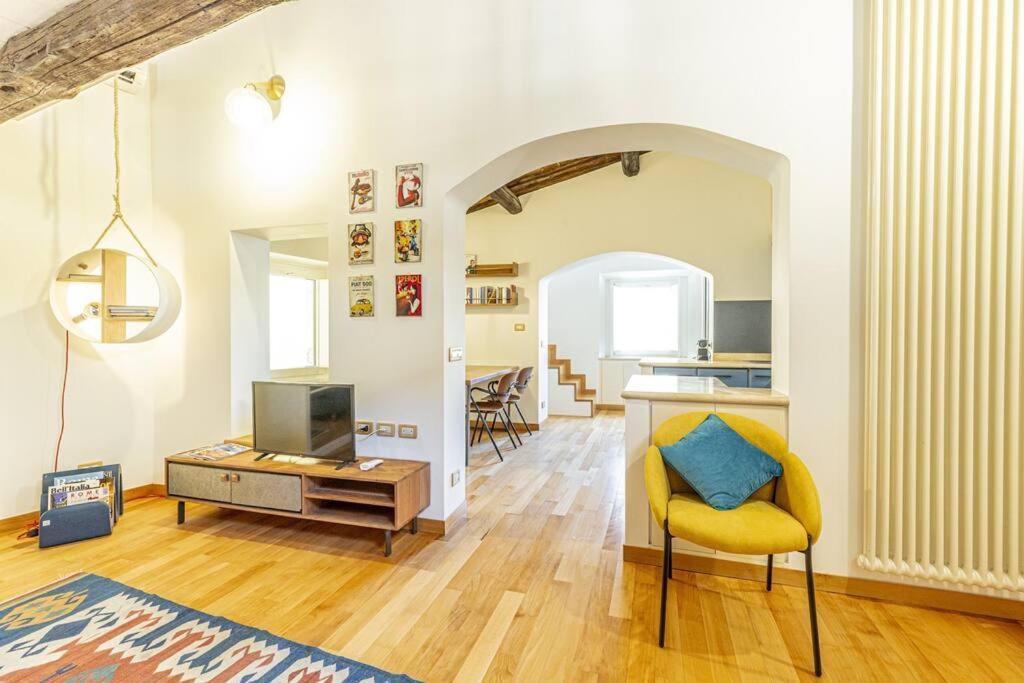 Apartment Monti - Stunning Loft In The Heart Of Rome's Monti *